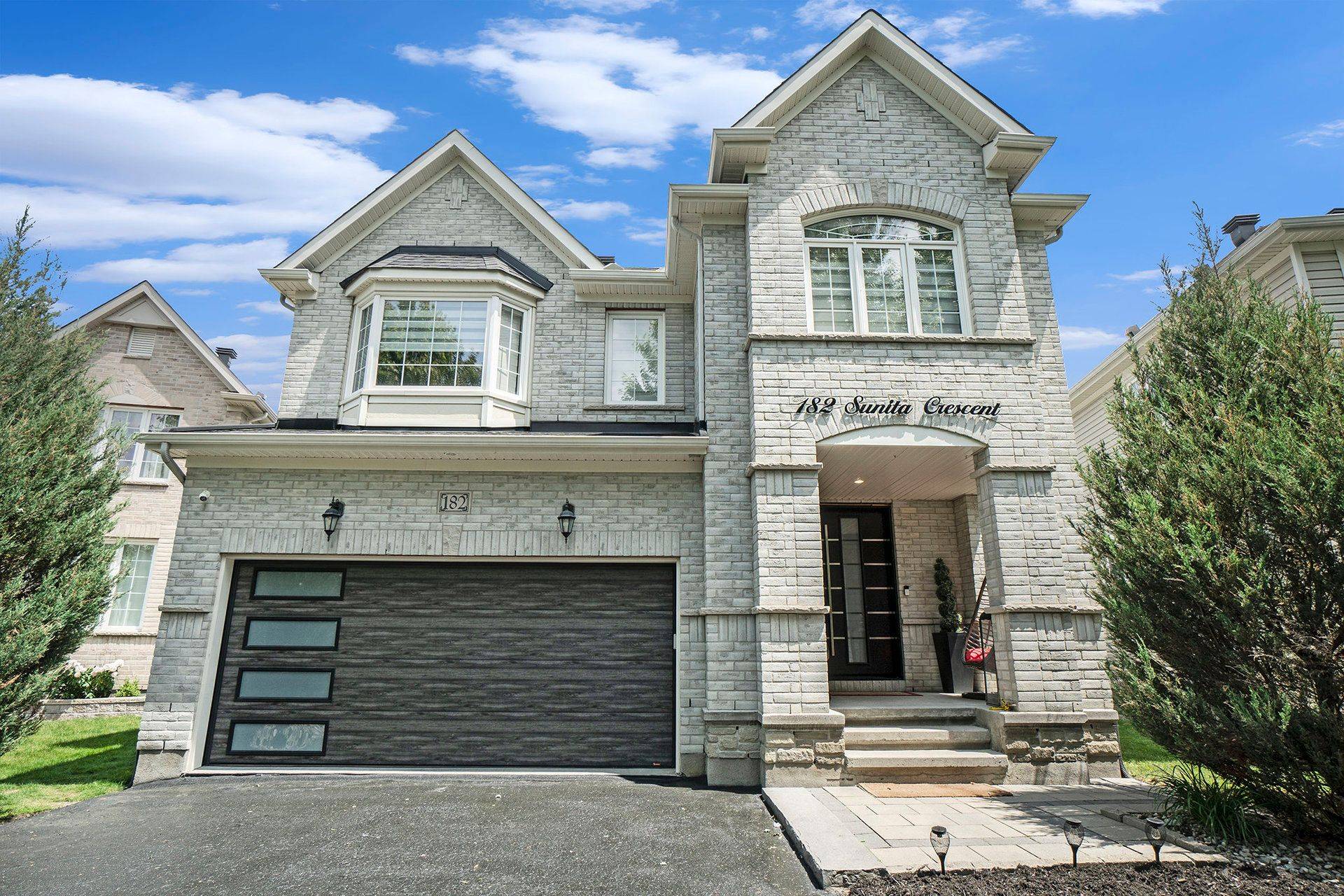 182 Sunita CRES, Barrhaven, ON K2J 5S8
