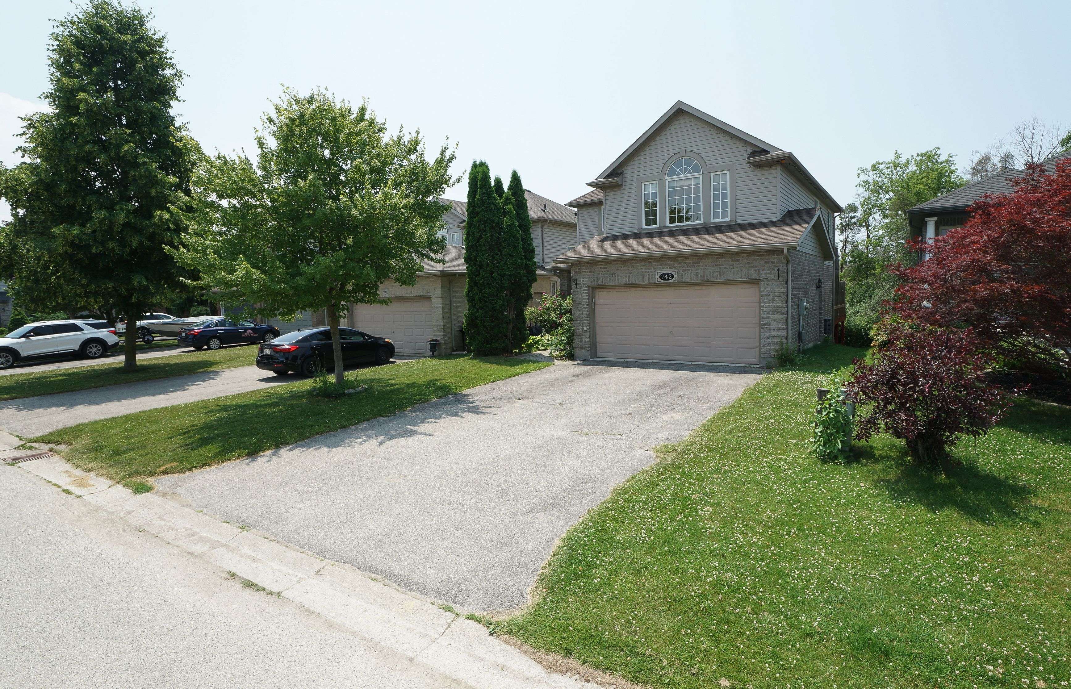 London North, ON N5X 4J3,742 Marigold ST