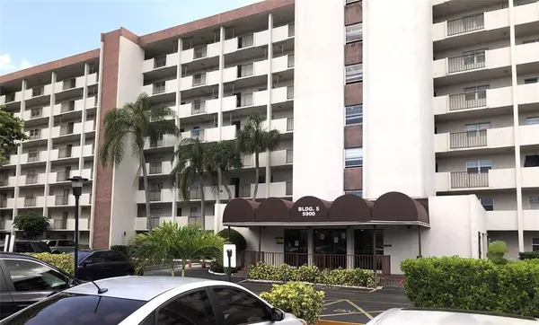 5900 NW 44 Street #607, Lauderhill, FL 33319