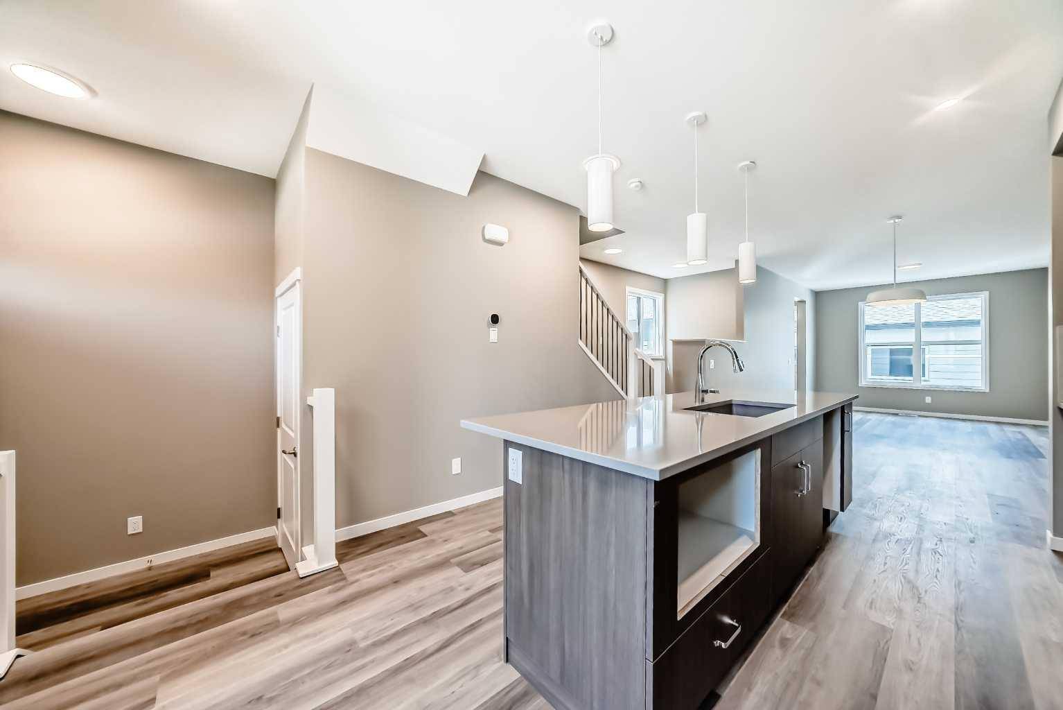 Airdrie, AB T4B5V2,184 Sawgrass Gate NW