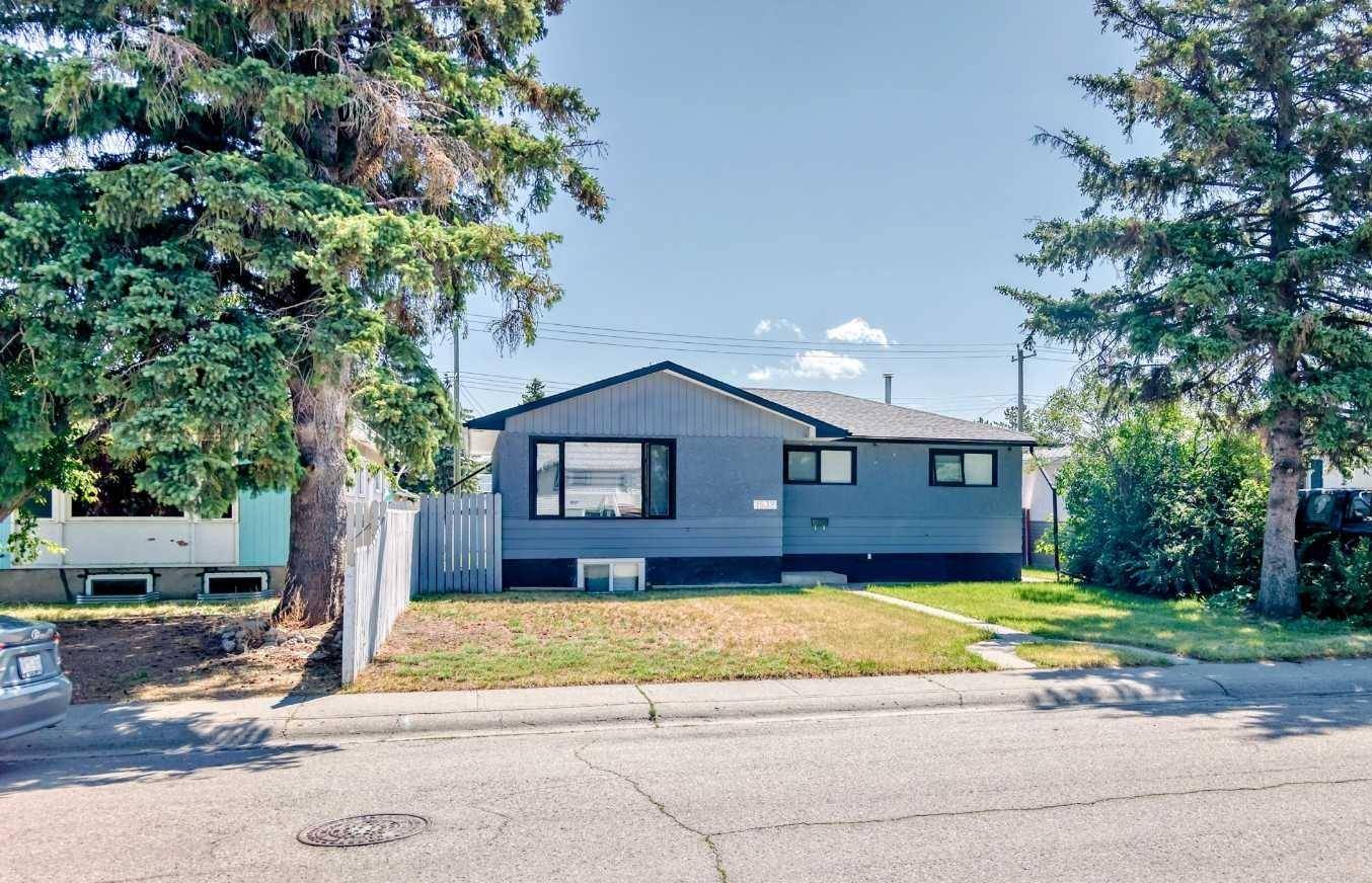 Calgary, AB T2A 1L8,1532 42 ST Southeast