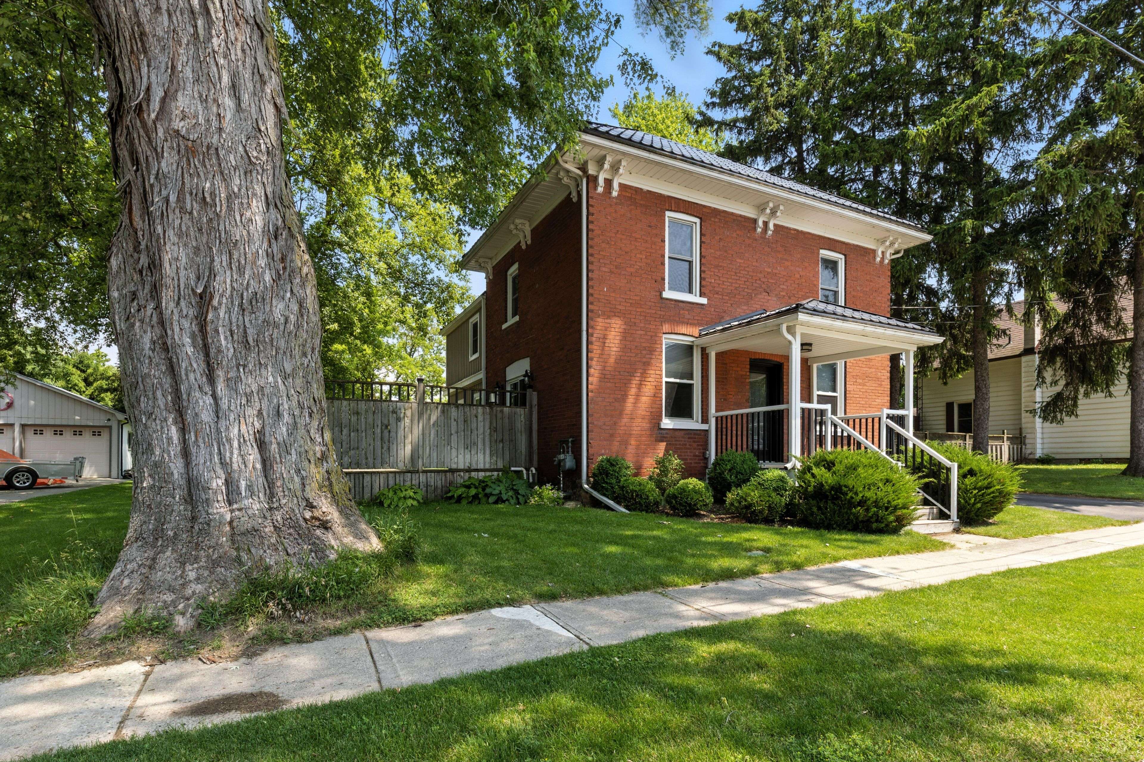 Perth East, ON N0K 1M0,12 West ST