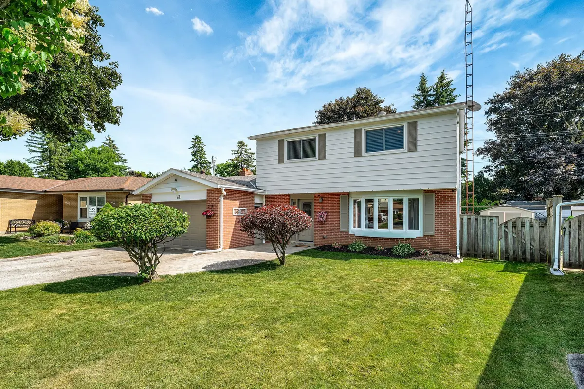 New Tecumseth, ON L0G 1W0,21 Adeline AVE