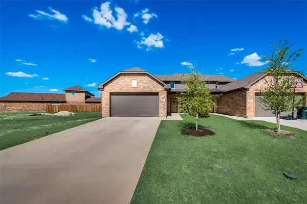 906 Chaparral Trail, Midlothian, TX 76065
