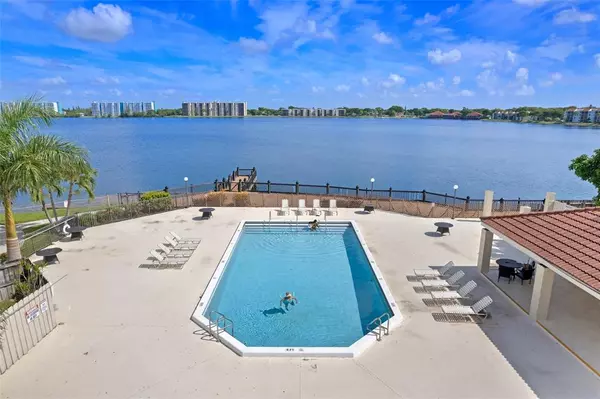 Oakland Park, FL 33309,113 Lake Emerald Dr #107