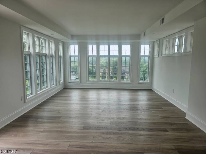 18 Samuel Way, Chatham Twp., NJ 07928