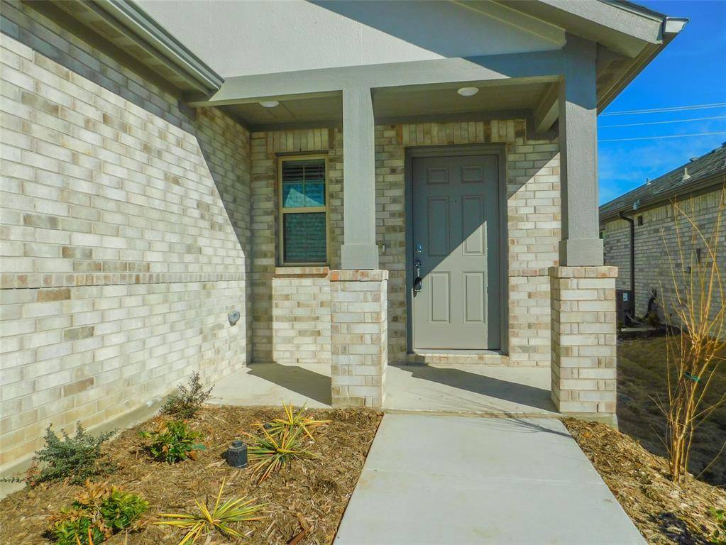 Pilot Point, TX 76258,14017 Earlham Street