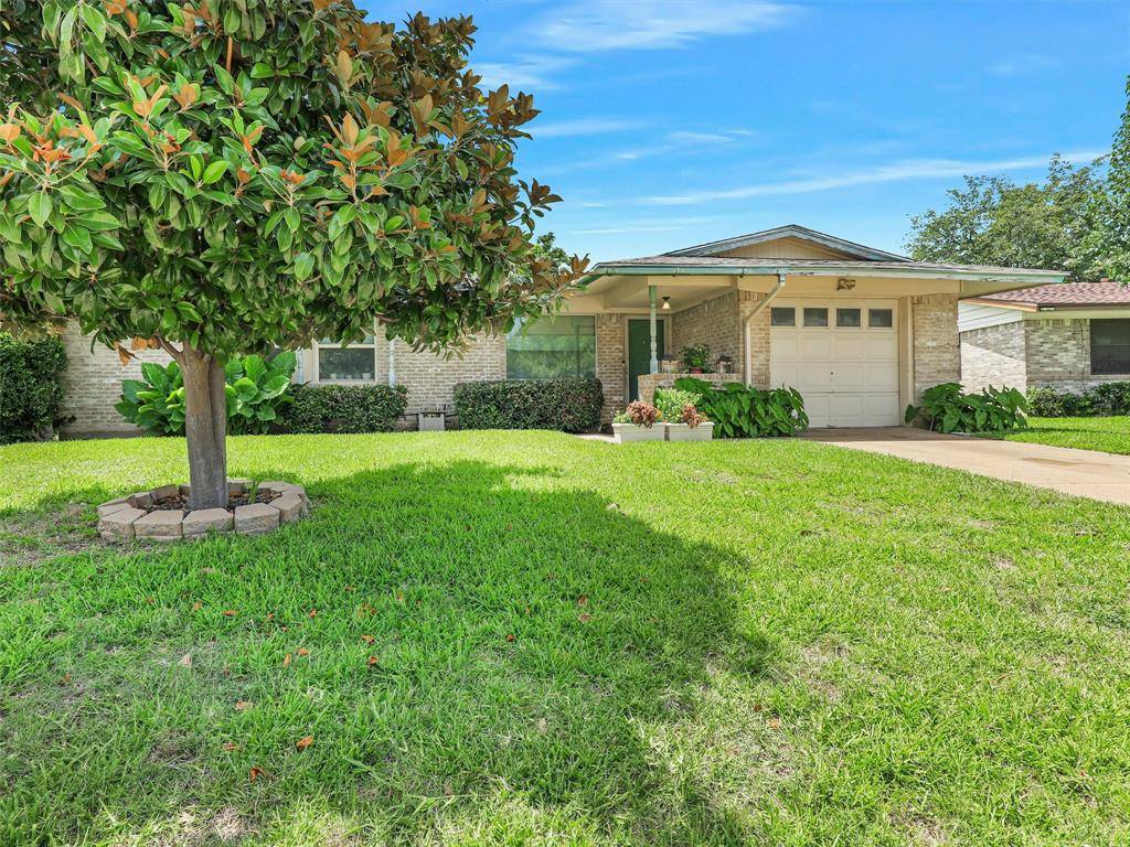 Carrollton, TX 75006,2407 Towerwood Drive