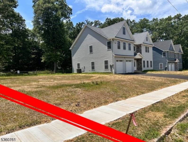 Piscataway Twp., NJ 08854,92 Hancock Rd