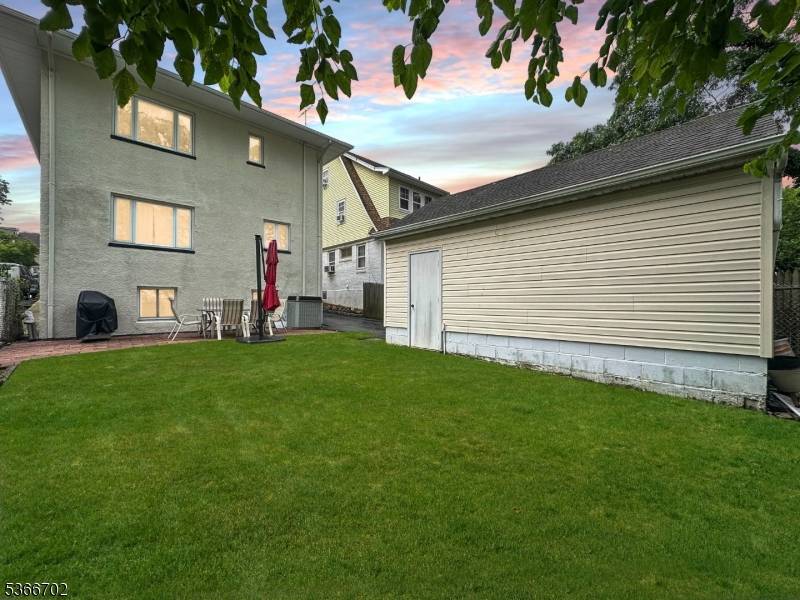 Belleville Twp., NJ 07109,115 Belmohr St
