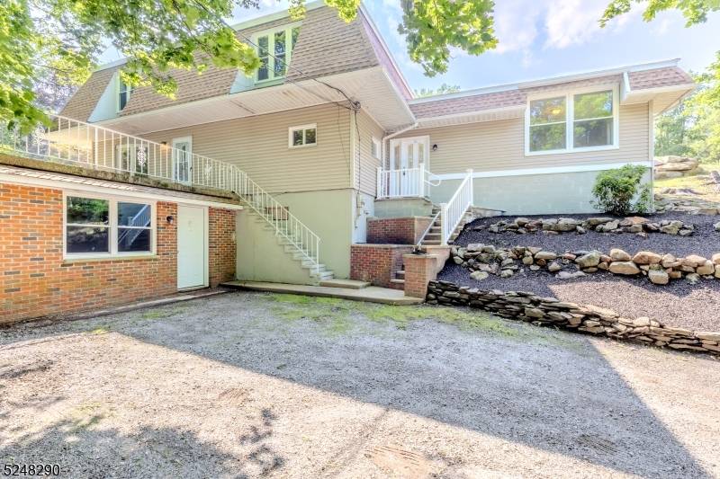 Vernon Twp., NJ 07422,13 Wawayanda Rd