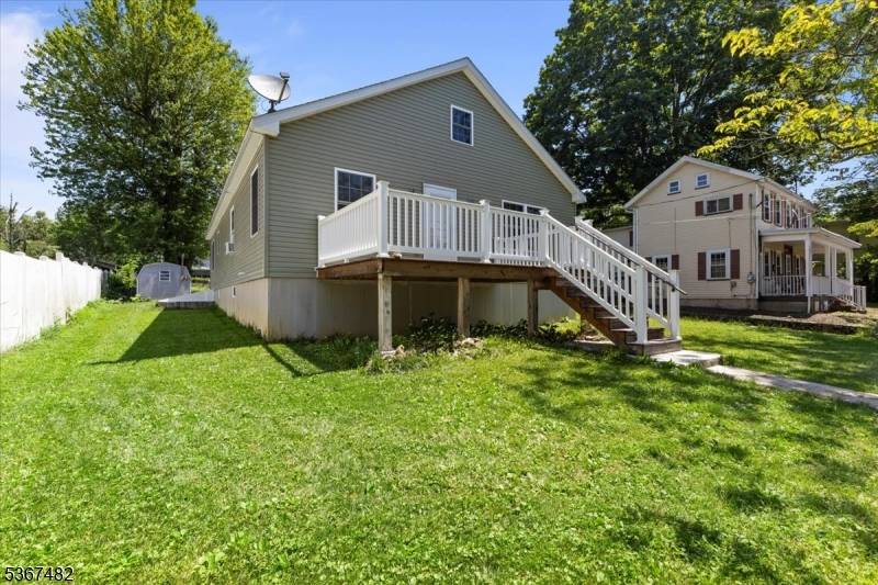 Oxford Twp., NJ 07863,116 Belvidere Ave.