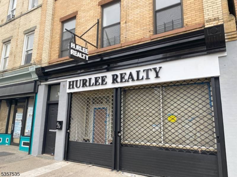 309 Martin Luther King Jr Dr, Jersey City, NJ 07305