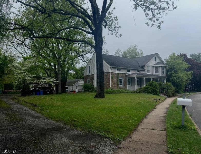 58 Ryerson Rd, Lincoln Park Boro, NJ 07035