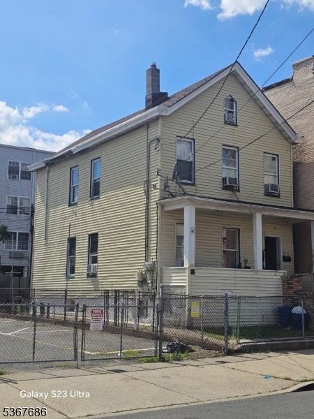 Passaic City, NJ 07055,153 3Rd St