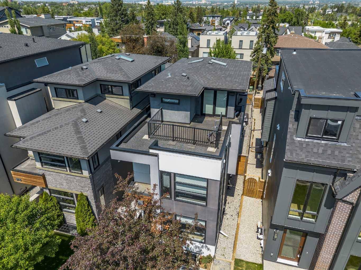 2110 29 AVE Southwest, Calgary, AB T2T 1N5