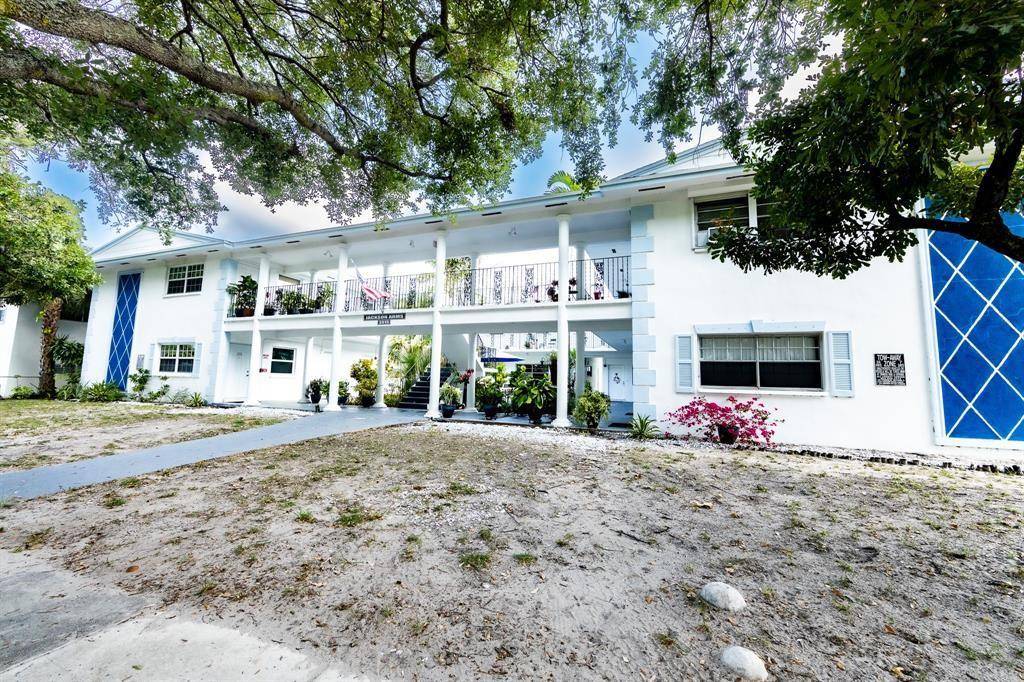 Hollywood, FL 33021,[StreetName,UnitNumber,StreetNumber,StreetDirPrefix]