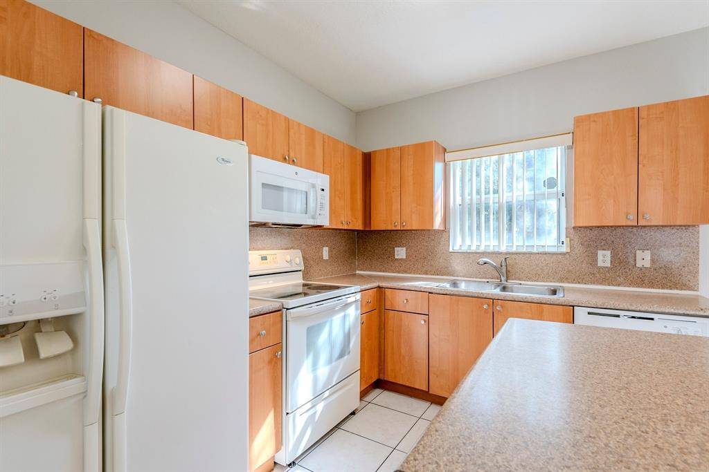 Homestead, FL 33035,[StreetName,UnitNumber,StreetNumber,StreetDirPrefix]