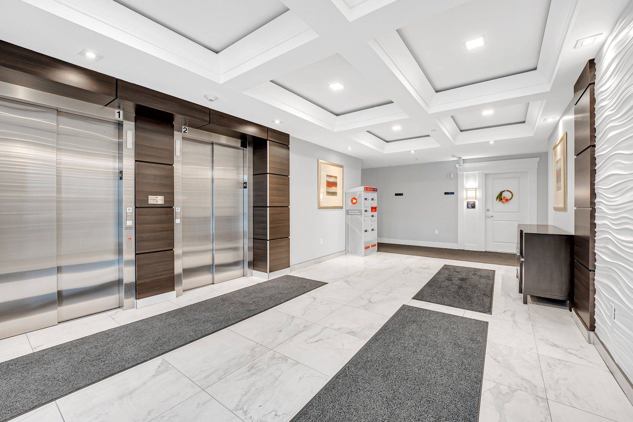 Milton, ON L9T 9A7,640 Sauve ST #316