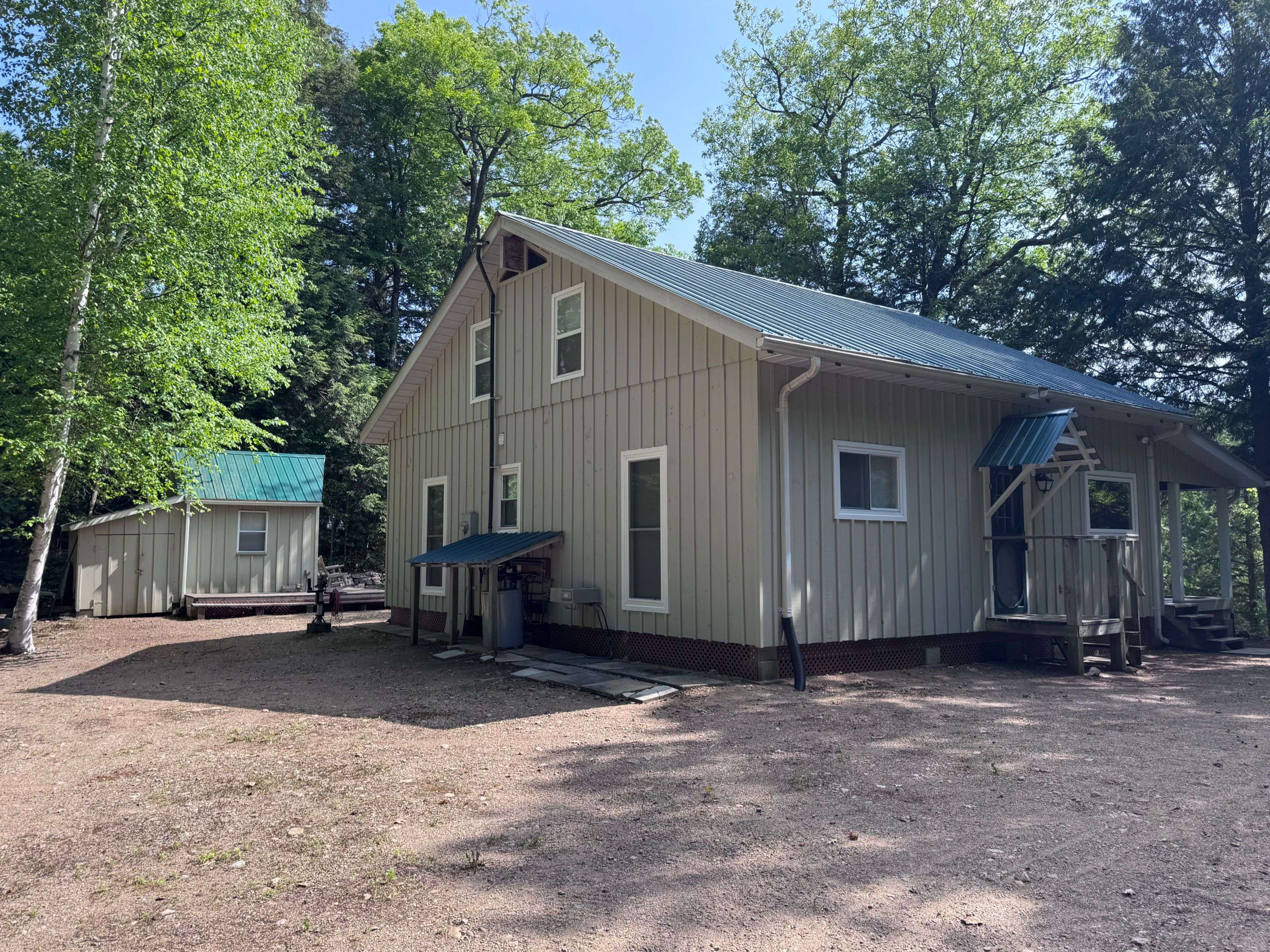 Algonquin Highlands, ON K0M 1S0,10469 Little Hawk Lake N/A