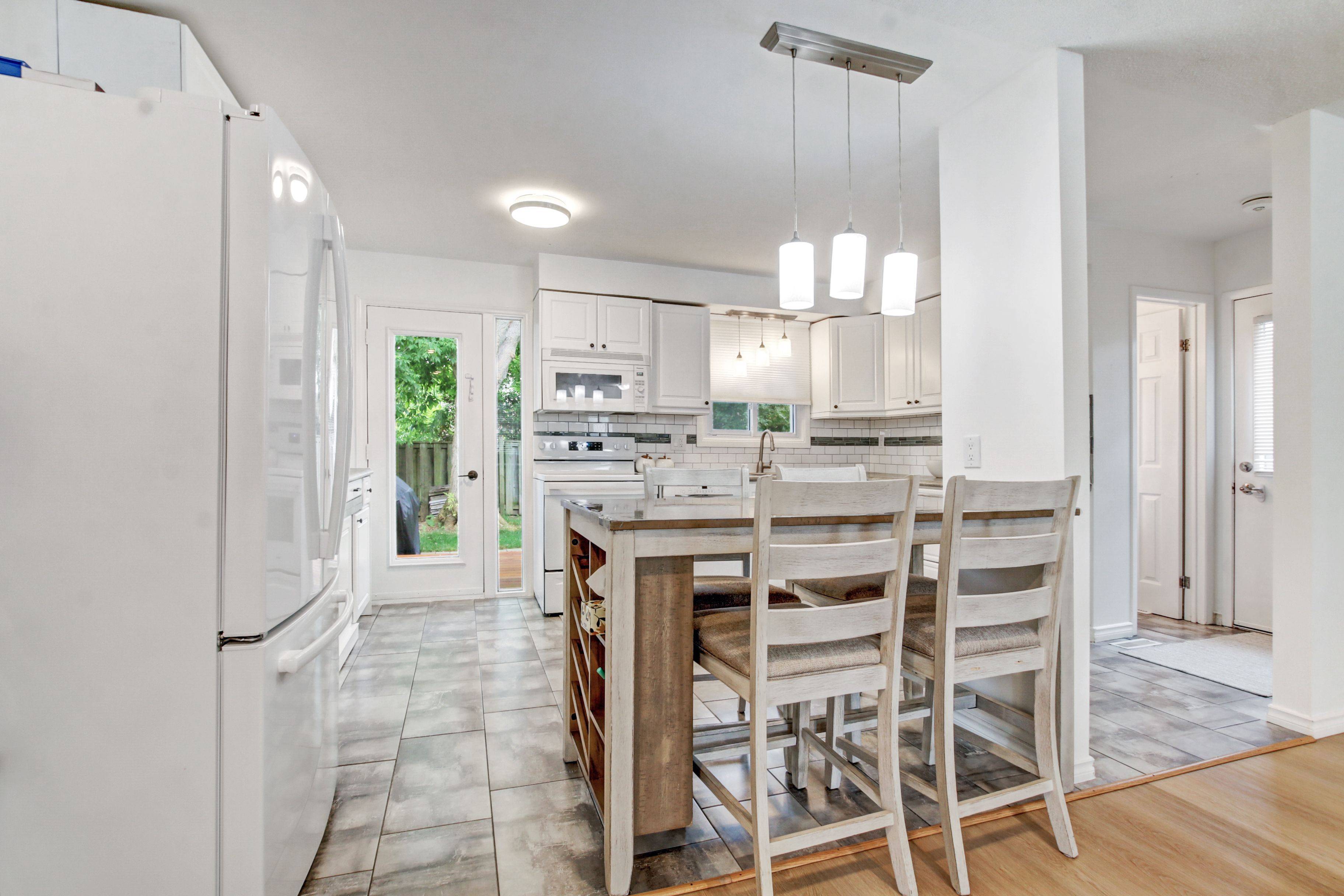 London North, ON N6G 3N7,55 CONSTABLE CT