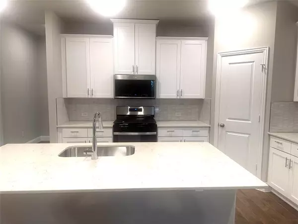 Mansfield, TX 76063,2323 Lannister Street