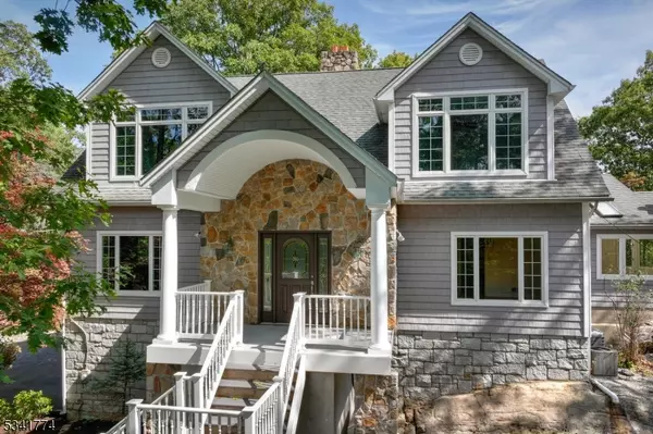 Kinnelon Boro, NJ 07405,43 Brush Hill Rd