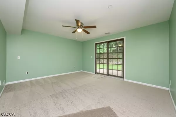 Rockaway Twp., NJ 07866,43 Barry Dr
