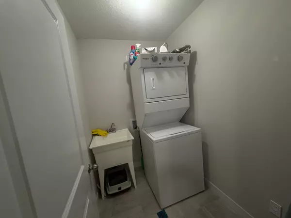 Norfolk, ON N3Y 0G6,160 Stanley ST #3
