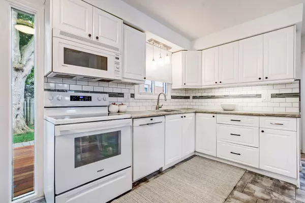 London North, ON N6G 3N7,55 CONSTABLE CT