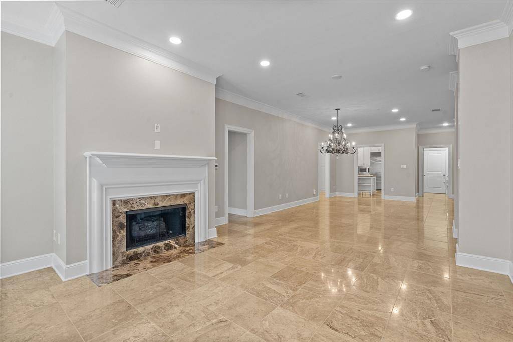 Dallas, TX 75219,4240 Prescott Avenue #4E