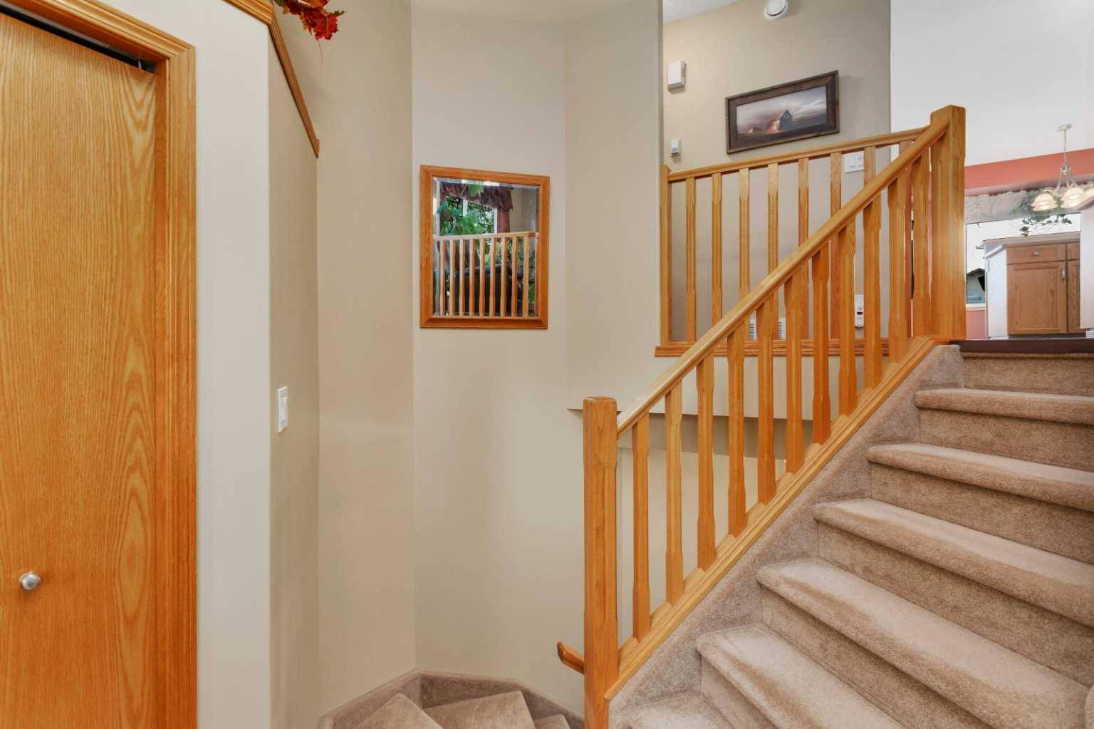 Sylvan Lake, AB T4S 2L1,85 Wildrose DR