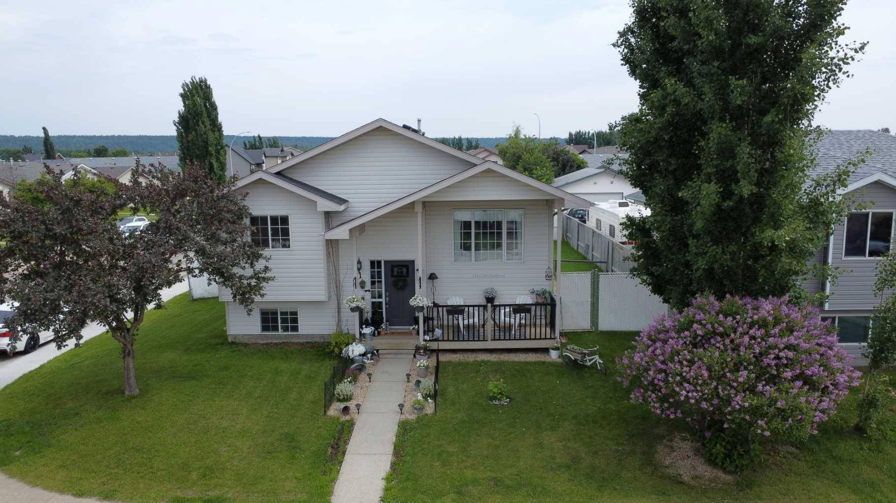 1 Torgerson DR, Whitecourt, AB T7S 1C9