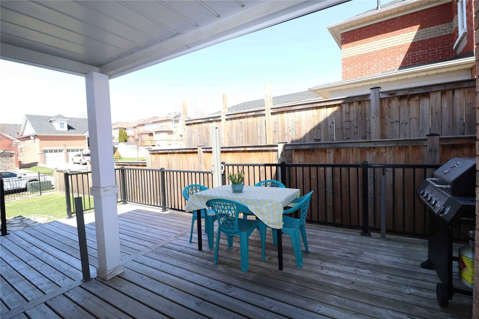 Whitby, ON L1R 2Y3,14 Mccartney AVE
