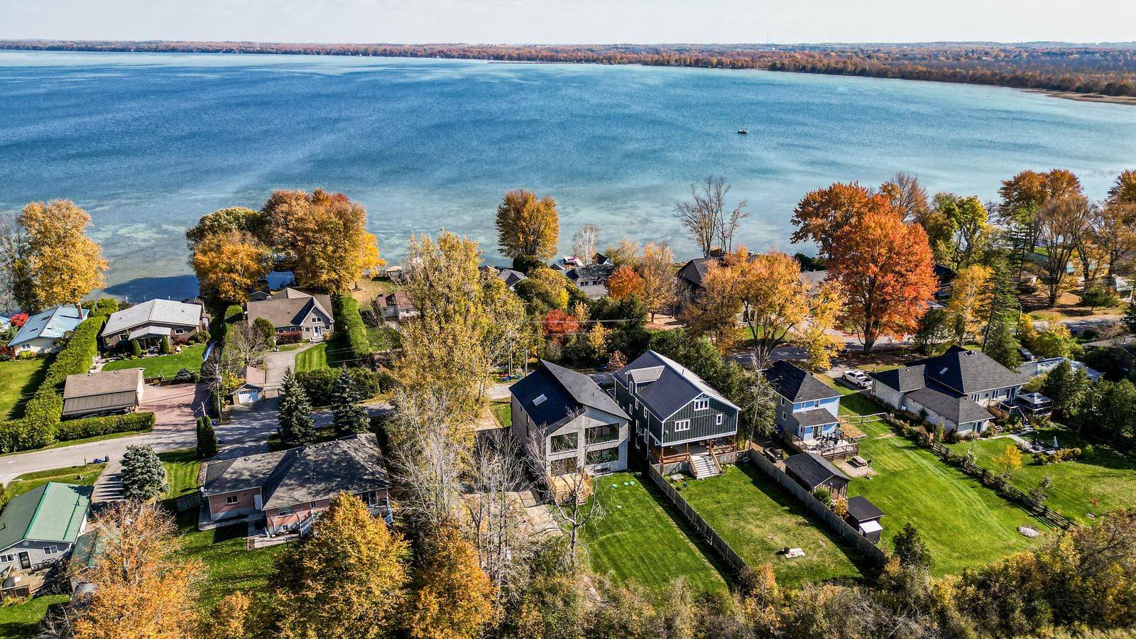 496 Duclos Point RD, Georgina, ON L0E 1N0