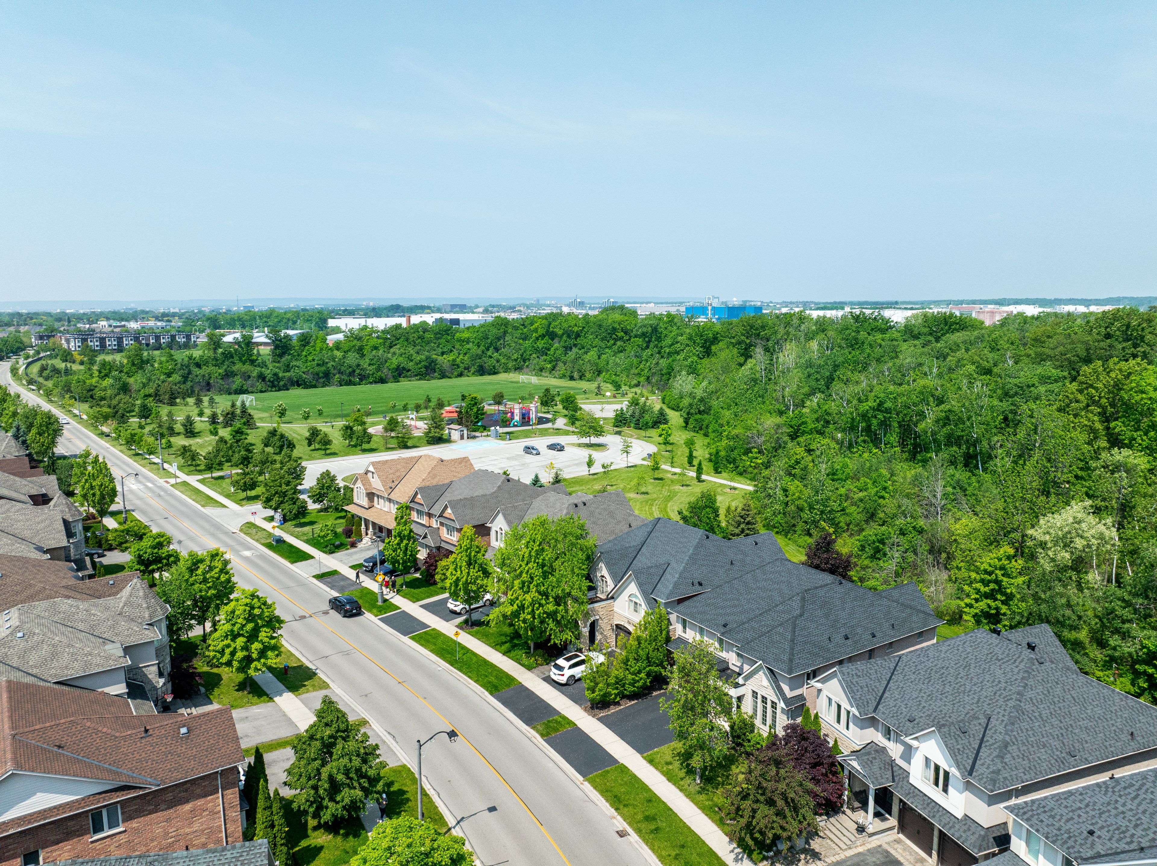 Oakville, ON L6L 0C1,317 Nautical BLVD