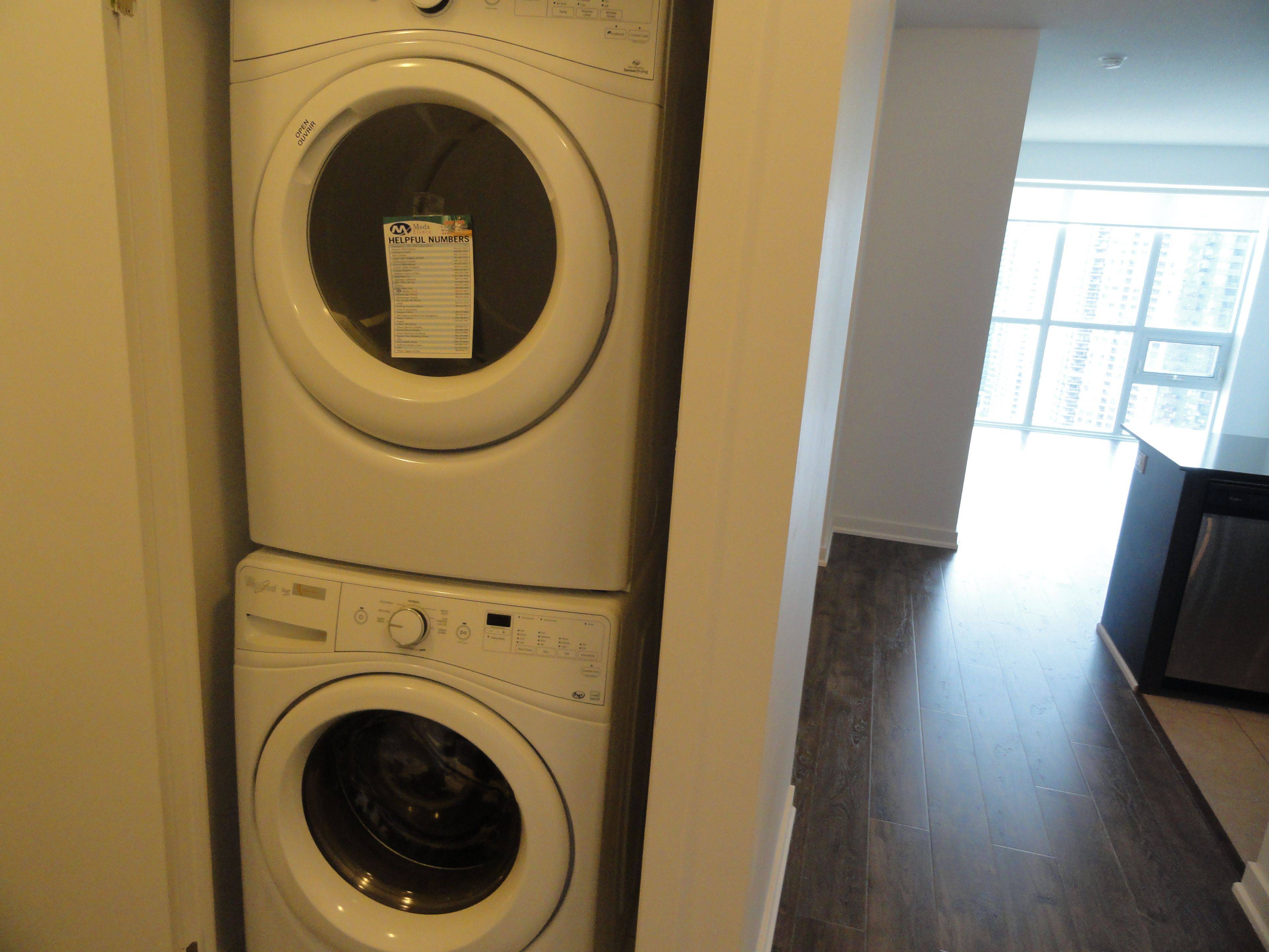 Mississauga, ON L5B 0J7,4011 Brickstone Mews ##2306
