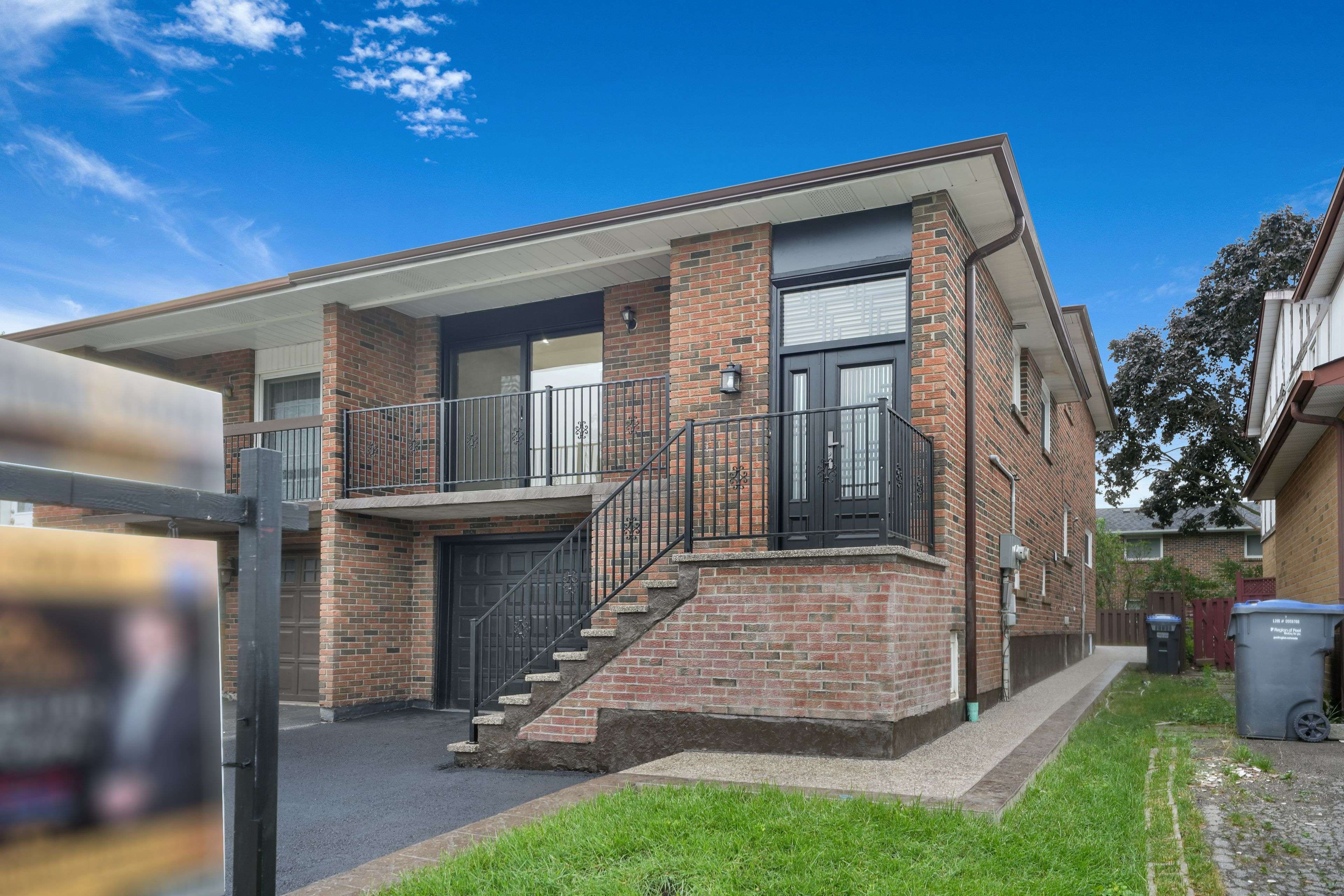 Brampton, ON L6V 3R3,38 Hockley PATH