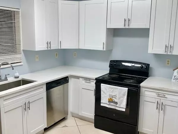 12244 Royal Palm Blvd, Coral Springs, FL 33065
