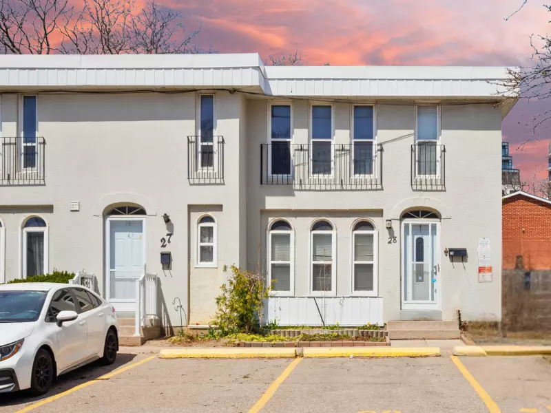 2075 Warden AVE #28, Toronto E05, ON M1T 3R1