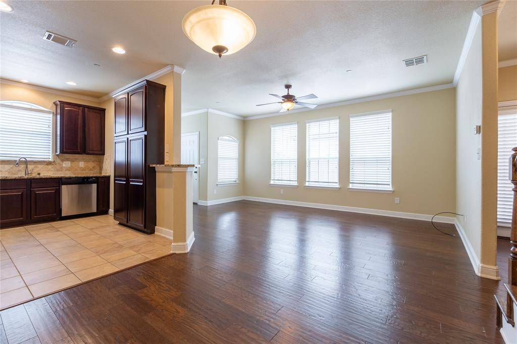 Mckinney, TX 75072,1824 Desoto Drive