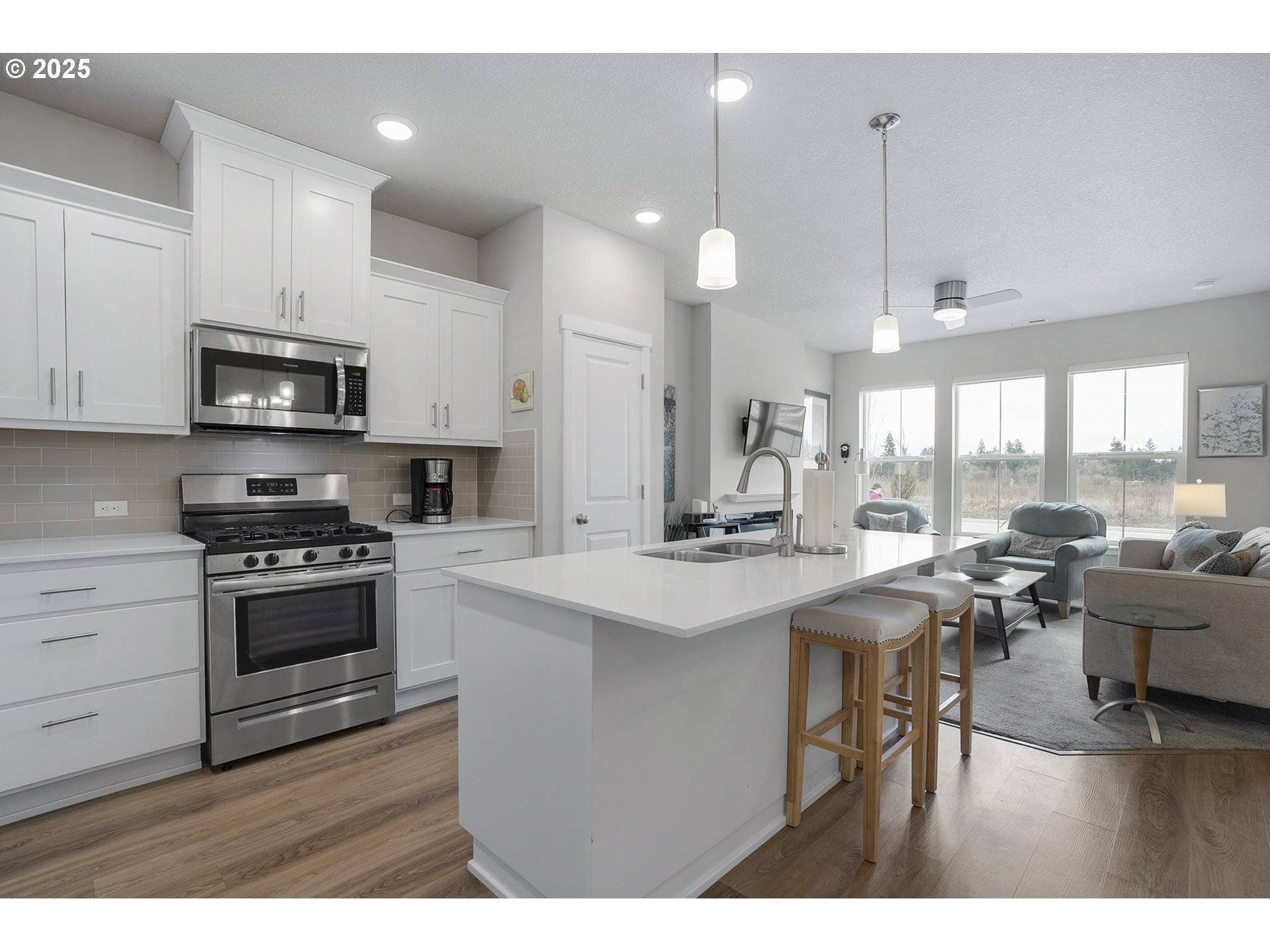 Hillsboro, OR 97123,6870 SE CRIMSON LN