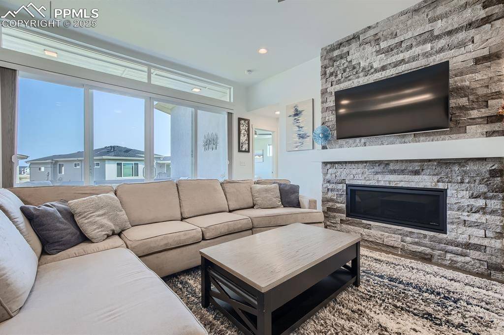 Colorado Springs, CO 80924,9107 Glitter WAY