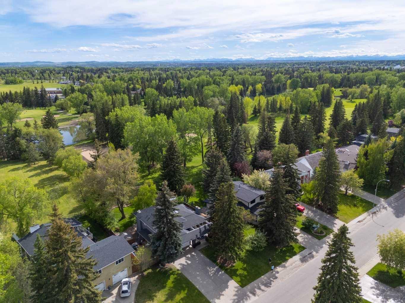 Calgary, AB T2J 1R6,11023 Willowfern DR SE