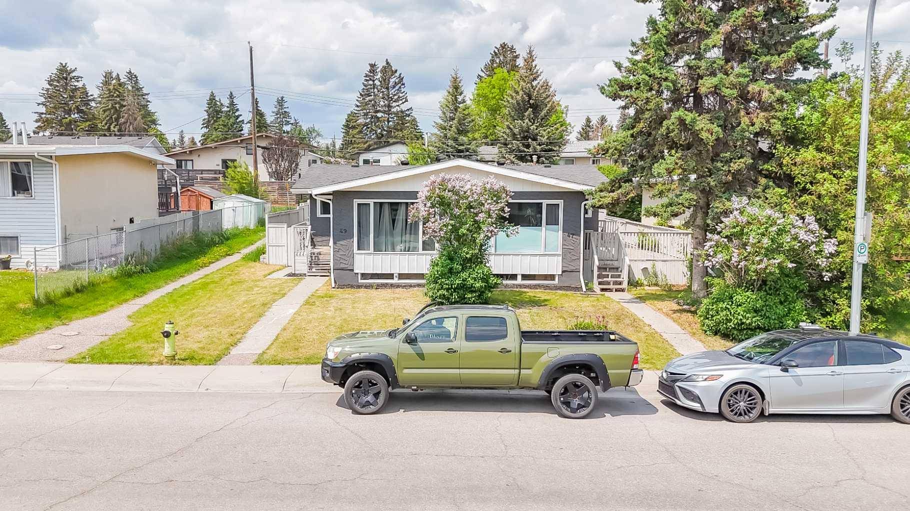 47 & 49 Galbraith DR Southwest, Calgary, AB T3E 4Z5