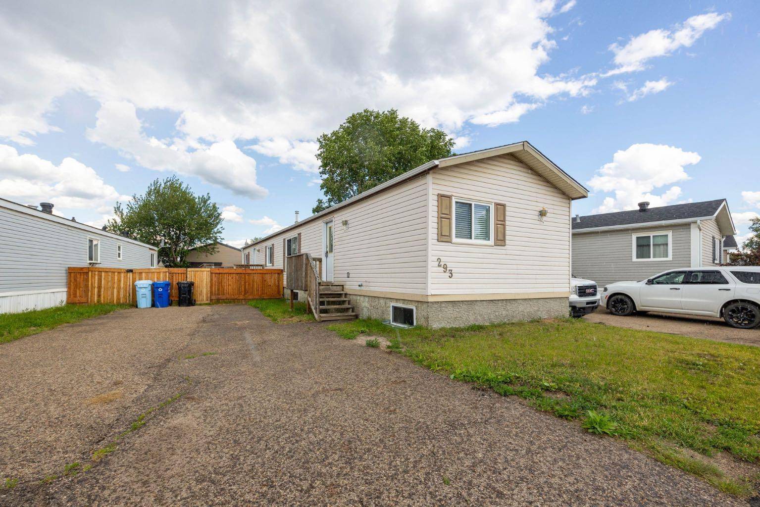 293 Grenfell CRES, Fort Mcmurray, AB T9H 2M8