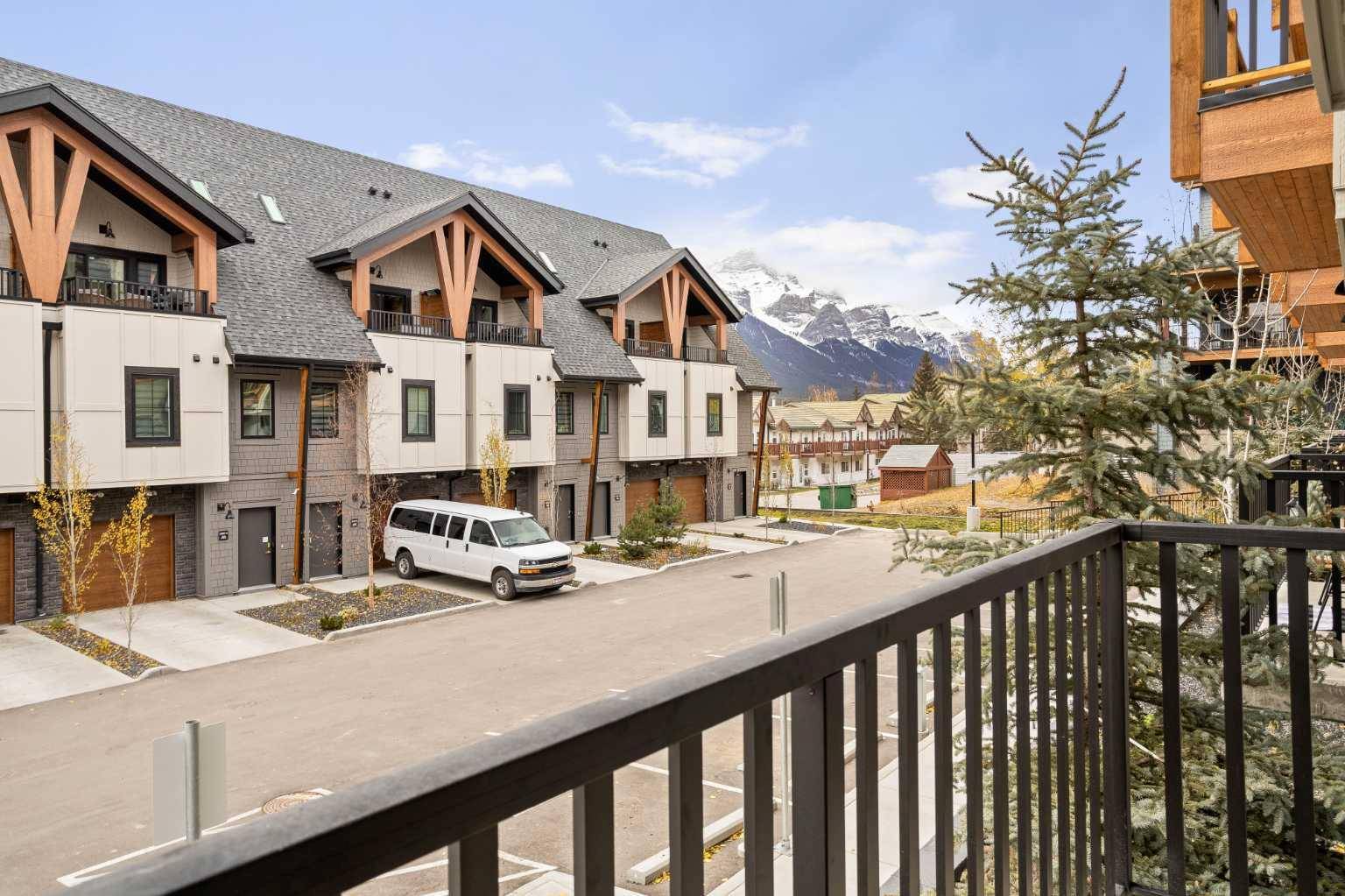 Canmore, AB T1W 2W1,1717A Mountain AVE #109
