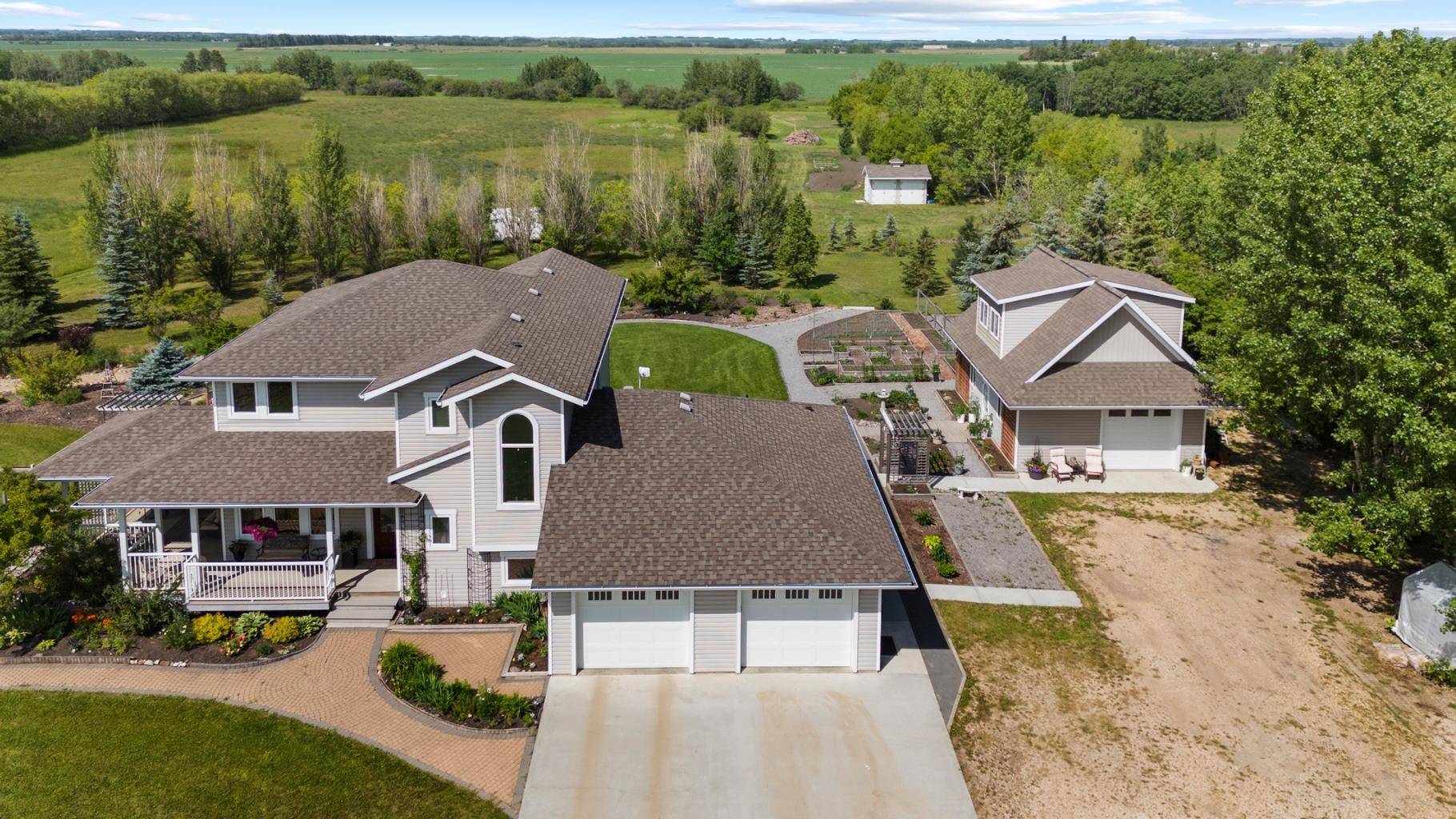 Rural Camrose County, AB T4V 2N1,47228 Range Road 200