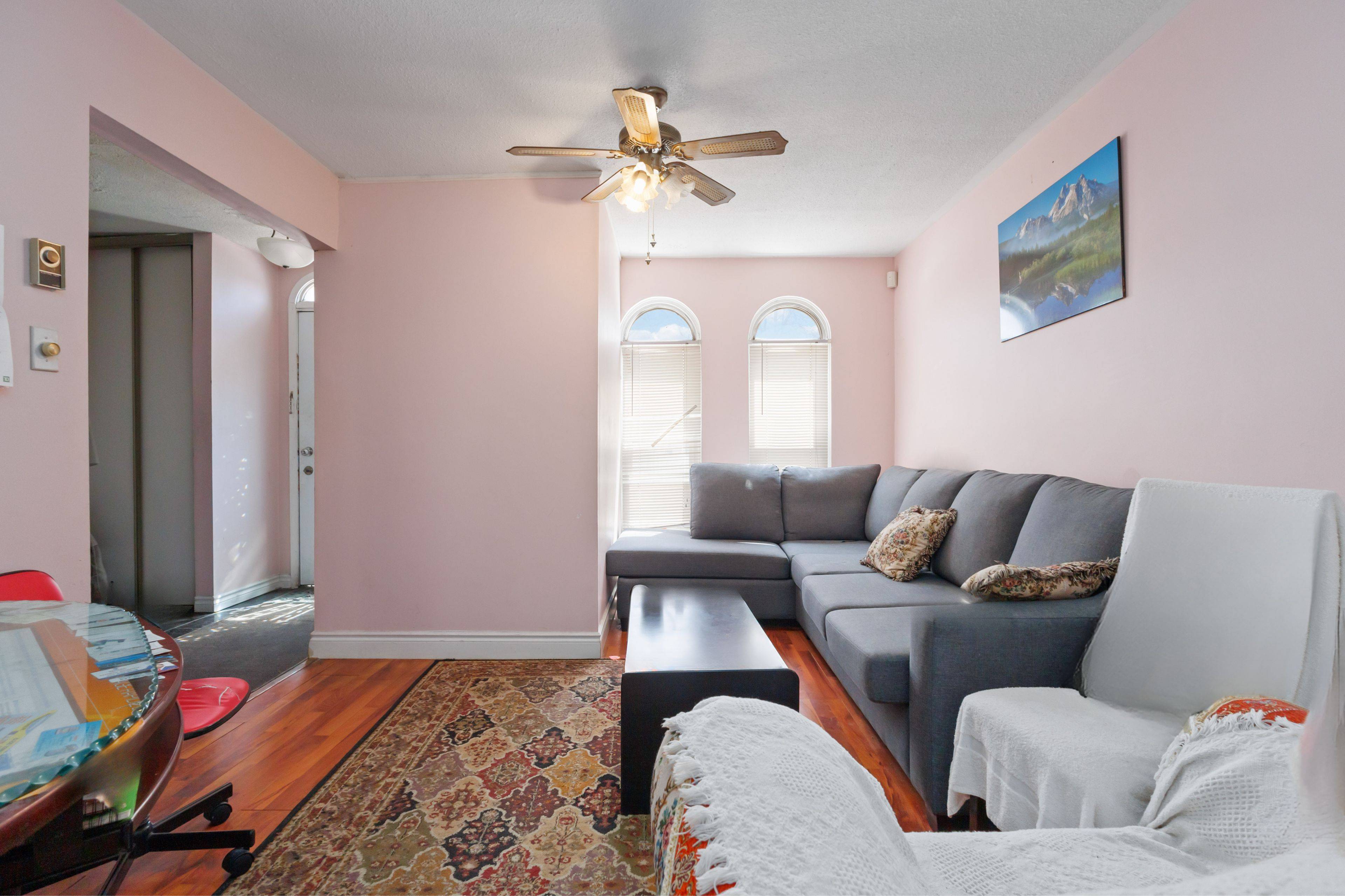 Toronto E05, ON M1T 3R1,2075 Warden AVE #28