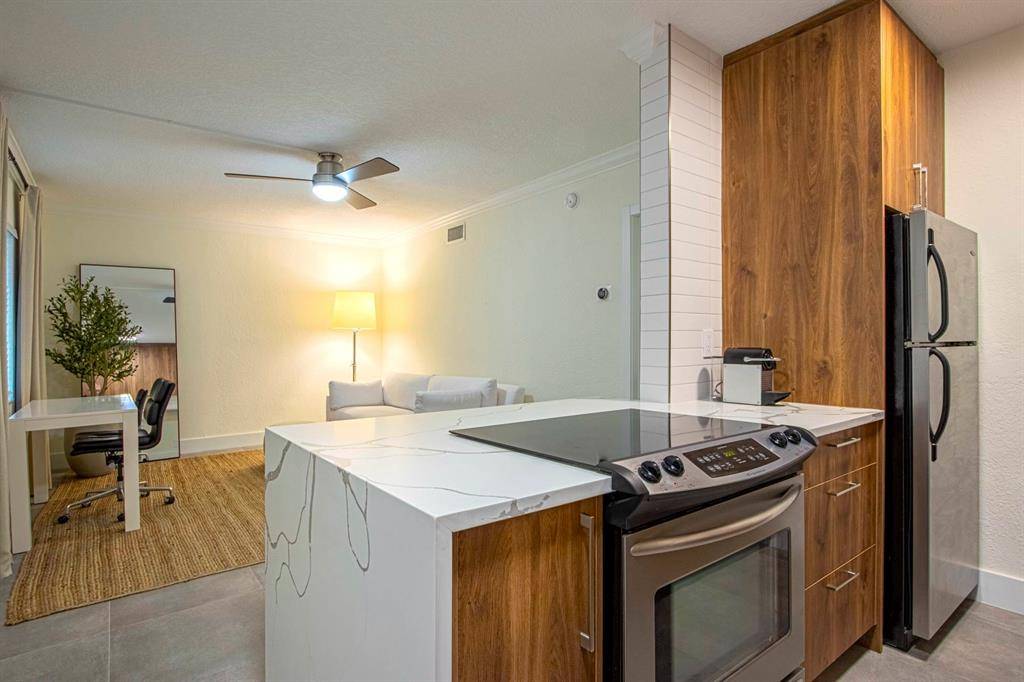 Fort Lauderdale, FL 33305,[StreetName,UnitNumber,StreetNumber,StreetDirPrefix]